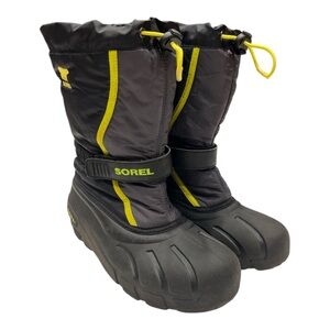 Sorel Black and Yellow Winter Insulated Snow Boots SZ 7